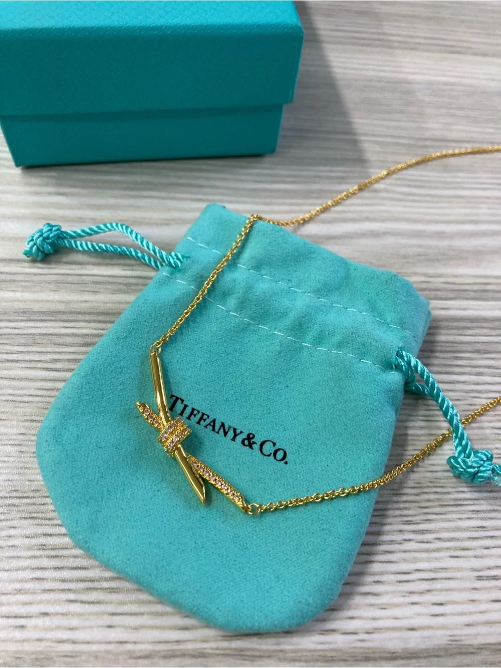 Gold Knot Bar Pendant Necklace in Aqua